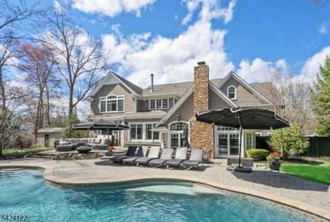 36 Clearwater Drive Hohokus NJ 07423