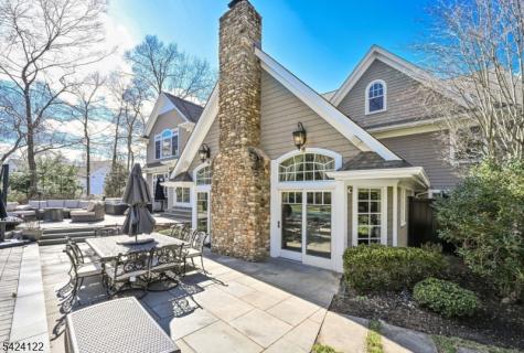 36 Clearwater Drive Hohokus NJ 07423