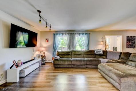 77 Marion Avenue Butler NJ 07405