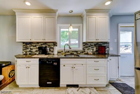 77 Marion Avenue Butler NJ 07405