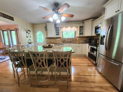 39 Douglas Drive Montville NJ 07082