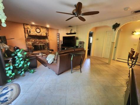 39 Douglas Drive Montville NJ 07082