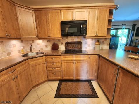 39 Douglas Drive Montville NJ 07082