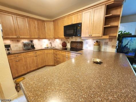 39 Douglas Drive Montville NJ 07082