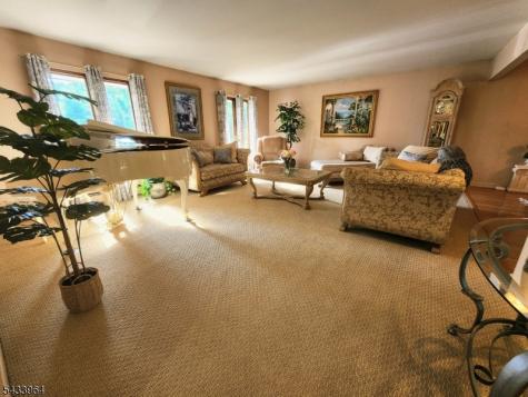 39 Douglas Drive Montville NJ 07082