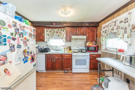98 Westville Avenue Caldwell Boro NJ 07006