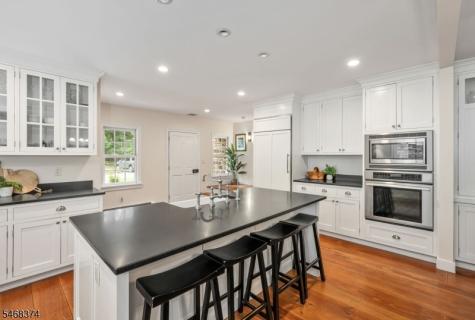 605 E Saddle River Road Hohokus NJ 07423