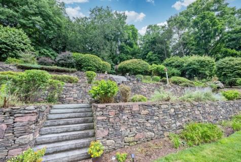 605 E Saddle River Road Hohokus NJ 07423