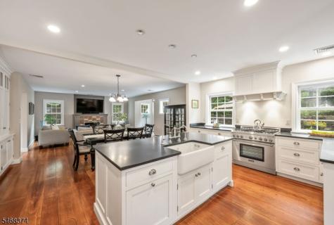 605 E Saddle River Road Hohokus NJ 07423