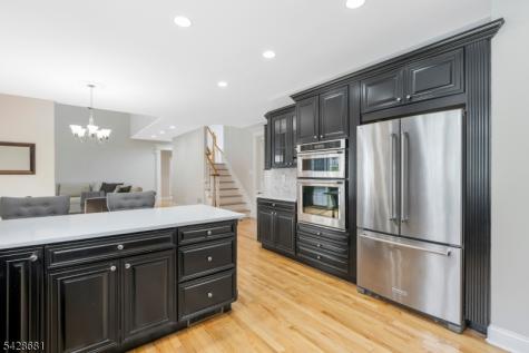 6 Perin Place Roxbury NJ 07876