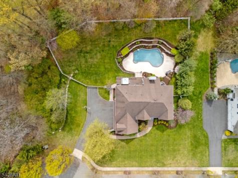 6 Perin Place Roxbury NJ 07876