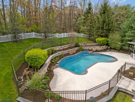 6 Perin Place Roxbury NJ 07876