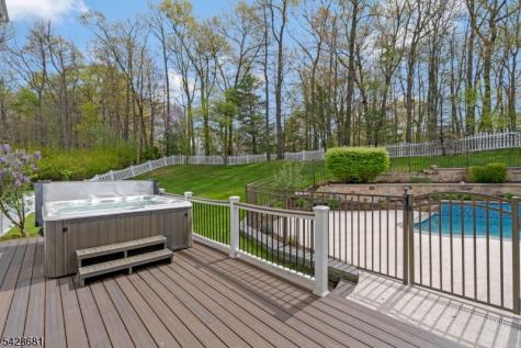 6 Perin Place Roxbury NJ 07876