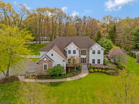 6 Perin Place Roxbury NJ 07876