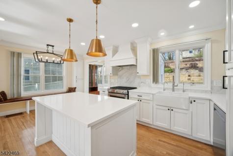 59 Oakwood Drive Wayne NJ 07470