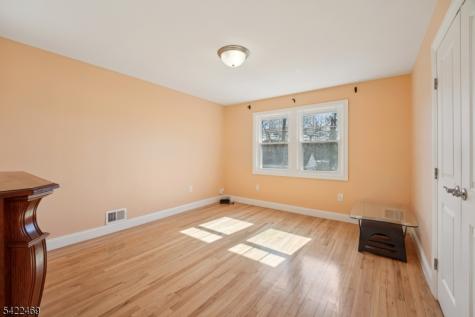 59 Oakwood Drive Wayne NJ 07470