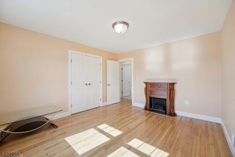 59 Oakwood Drive Wayne NJ 07470