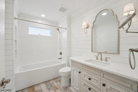 59 Oakwood Drive Wayne NJ 07470