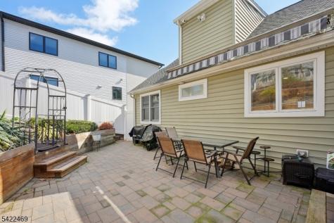 59 Oakwood Drive Wayne NJ 07470