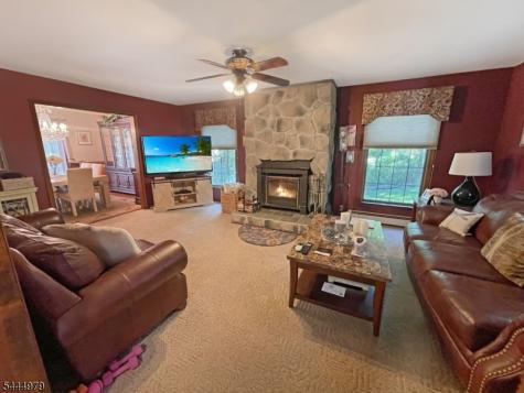 149 N Locust Lake Road Hope NJ 07825
