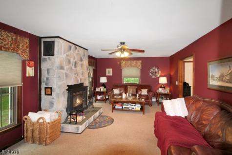 149 N Locust Lake Road Hope NJ 07825