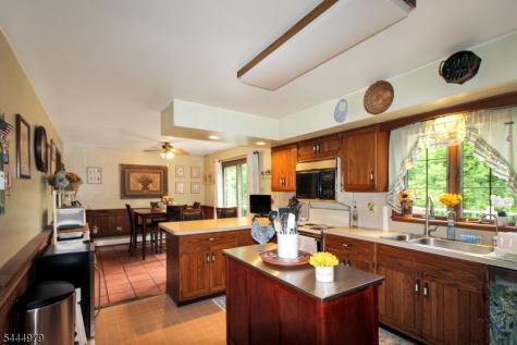 149 N Locust Lake Road Hope NJ 07825
