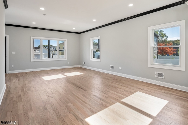 31 Bogert Street Totowa NJ 07512