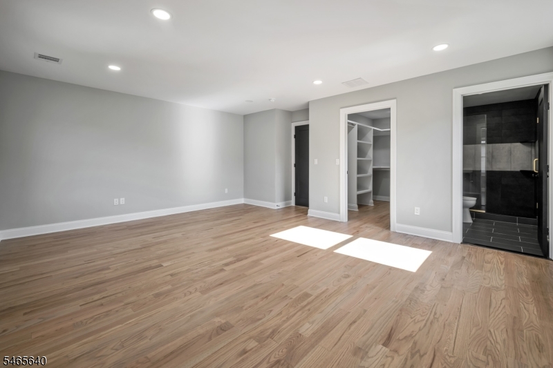 31 Bogert Street Totowa NJ 07512