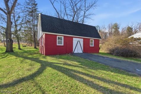 1 Old Mill Road Chester NJ 07930