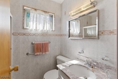 38 Atkins Terrace East Rutherford NJ 07073
