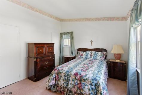 38 Atkins Terrace East Rutherford NJ 07073