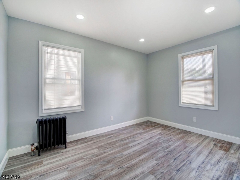 37 Philip Place Irvington NJ 07111