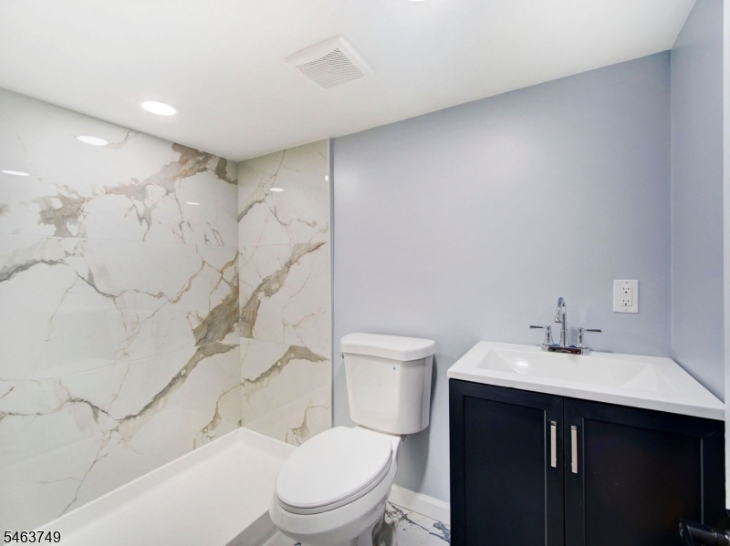 37 Philip Place Irvington NJ 07111