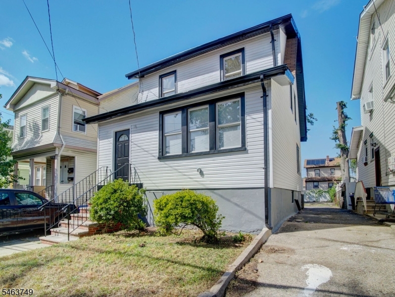37 Philip Place Irvington NJ 07111