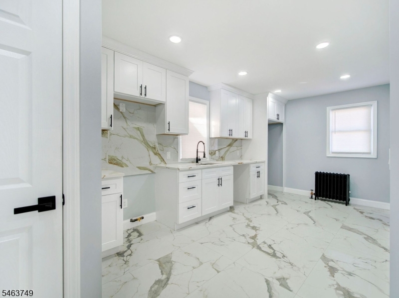 37 Philip Place Irvington NJ 07111