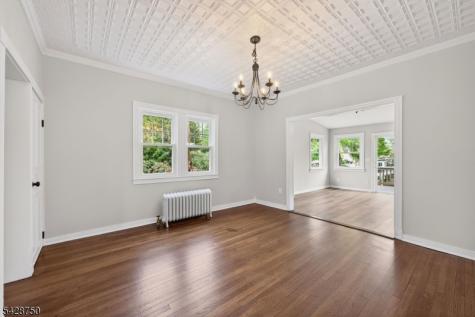 322 Madison Avenue Dunellen NJ 08812