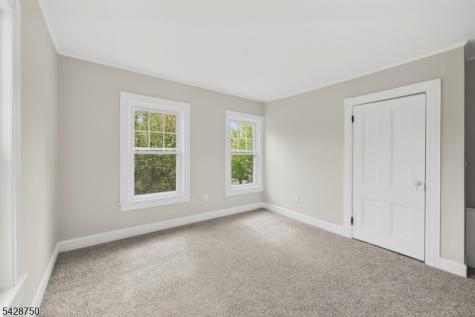322 Madison Avenue Dunellen NJ 08812