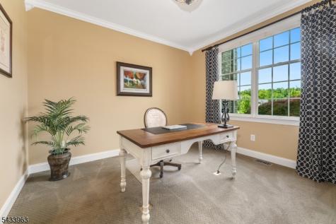 20 Balmoral Drive Alexandria NJ 08867