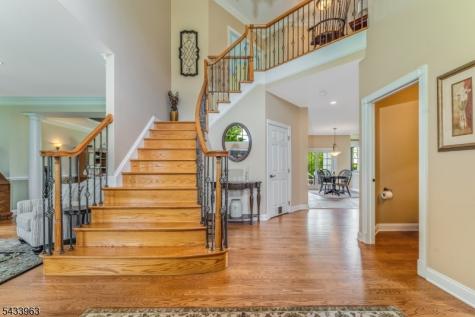 20 Balmoral Drive Alexandria NJ 08867