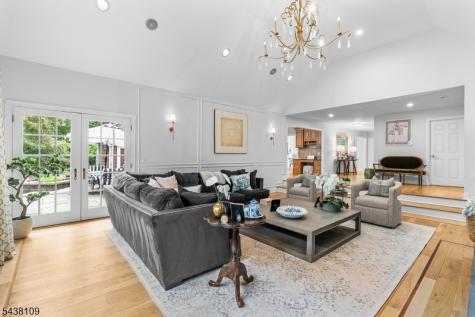 44 Brookvale Road Kinnelon NJ 07405