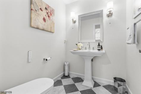 44 Brookvale Road Kinnelon NJ 07405