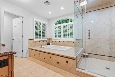 44 Brookvale Road Kinnelon NJ 07405
