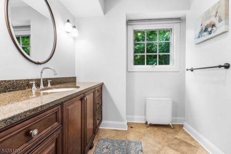44 Brookvale Road Kinnelon NJ 07405