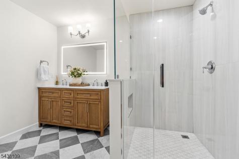 44 Brookvale Road Kinnelon NJ 07405