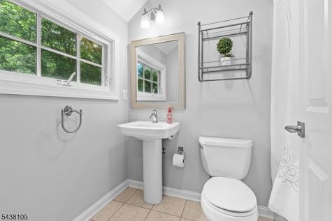 44 Brookvale Road Kinnelon NJ 07405