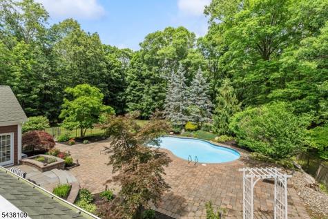 44 Brookvale Road Kinnelon NJ 07405
