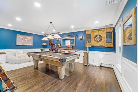 52 Stonefence Road Oakland NJ 07436