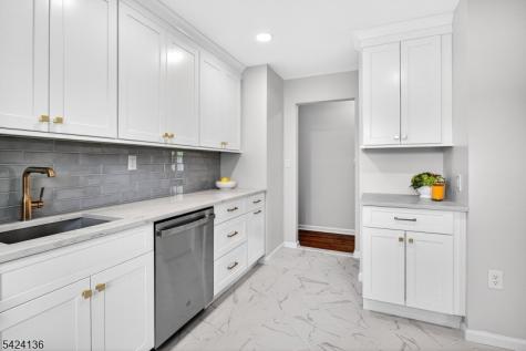 47 La Grande Avenue Fanwood NJ 07023