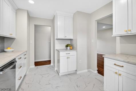 47 La Grande Avenue Fanwood NJ 07023