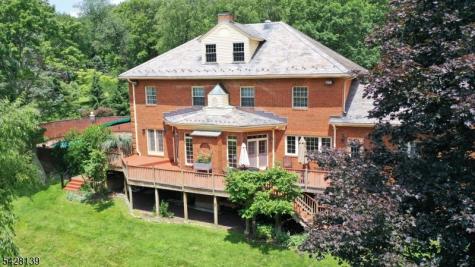 8 Chestnut Street Washington NJ 07853